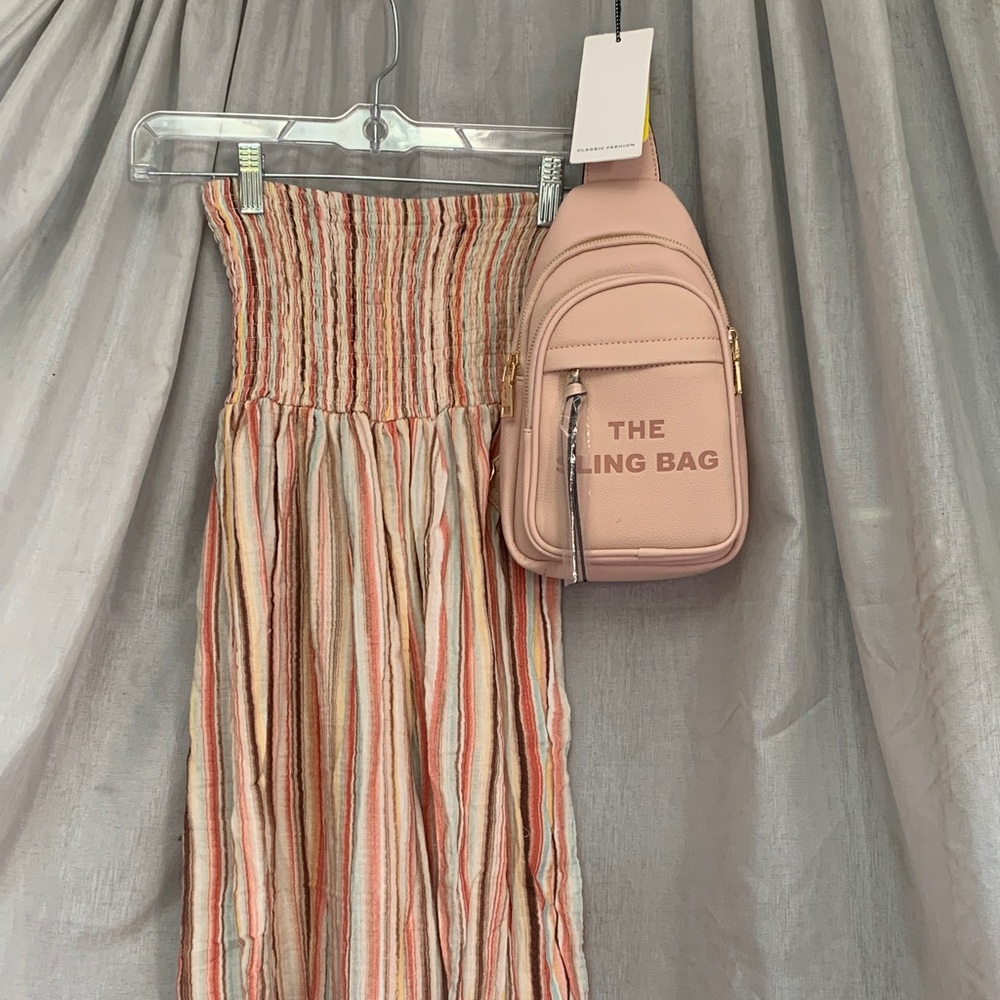 The Sling Bag Small Crossbody in Dusty Pink by